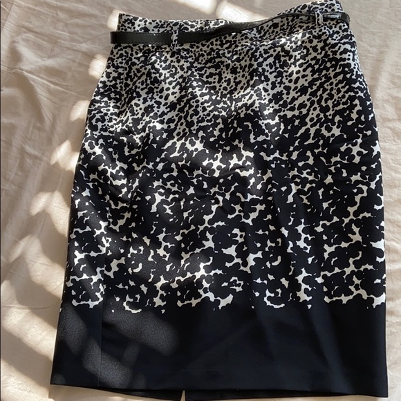 Ricki's skirt - Picture 4 of 5